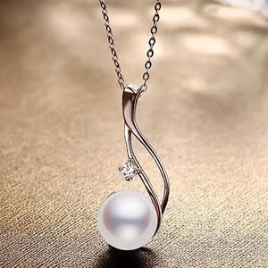Elegant Sterling Silver Pearl Pendant Necklace